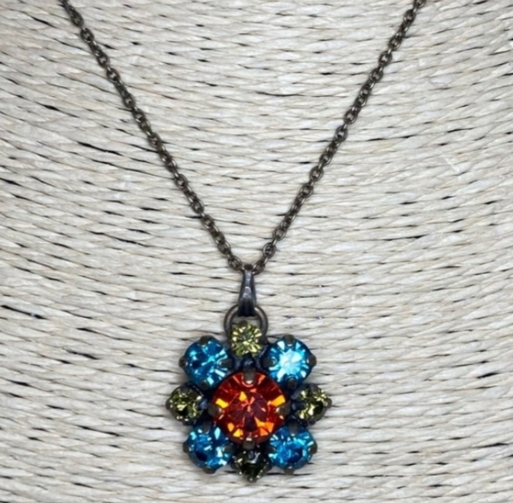 Konplott Elegant Multicolor Pendant Necklace